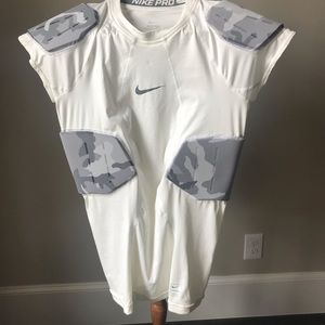 Deals for Mens Nike Pro Hyperstrong 